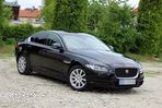 Jaguar XE 2.0 D Prestige - 3