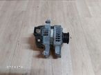 Toyota Yaris II LIFT alternator 1,33 dual vvti nr 27060-0Y030 - 1