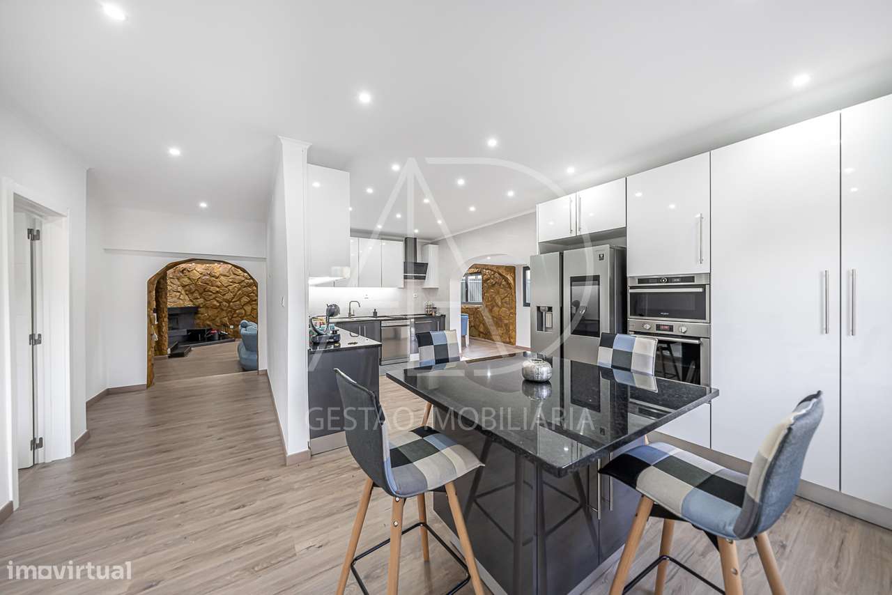 Moradia Isolada T4 em Algueirão, Sintra - Grande imagem: 4/34