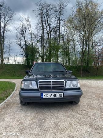 Mercedes-Benz W124 (1984-1993) - 3