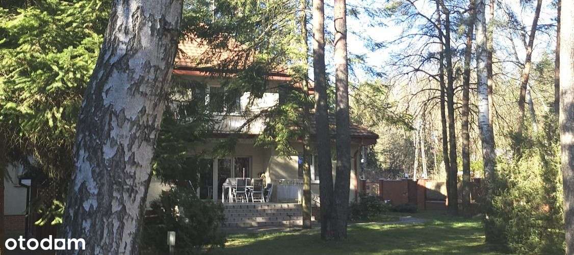 Przestronny dom Konstancin starodrzew-10