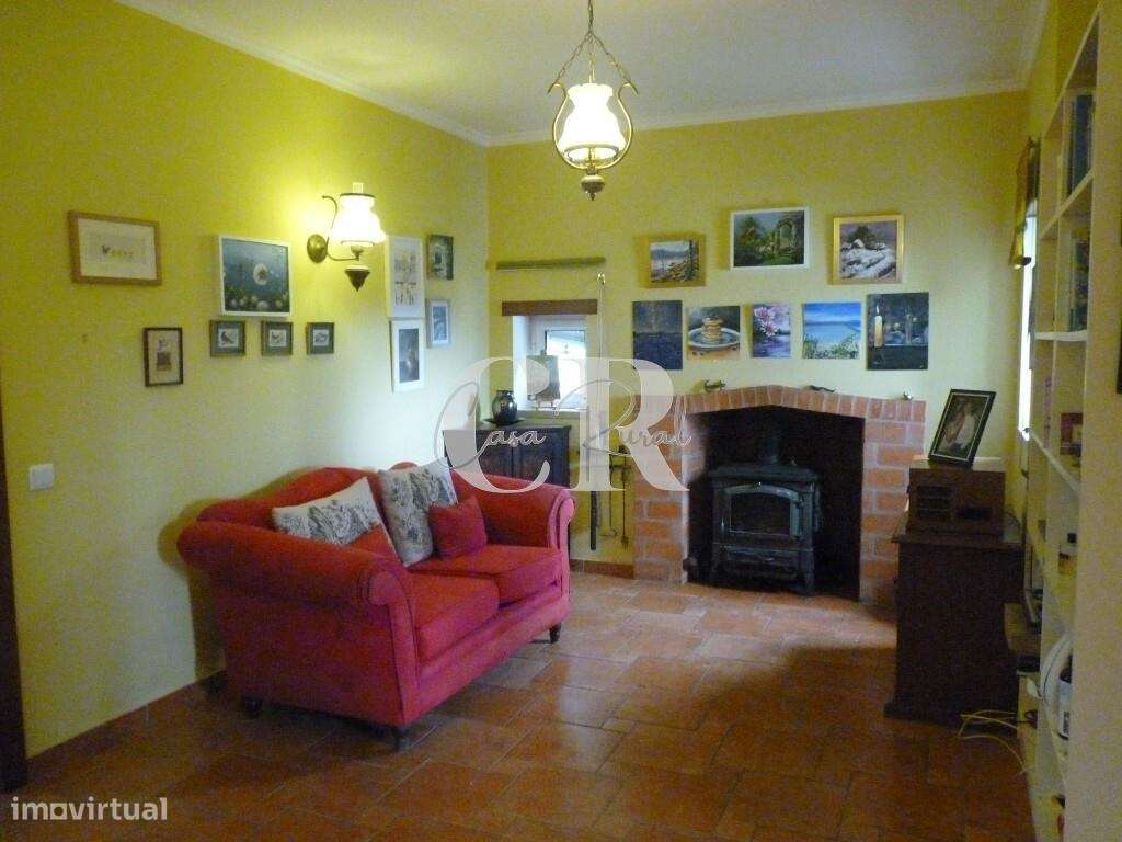 Casa isolada de 3 quartos com piscina, garagem, poço e vistas deslumbr-16