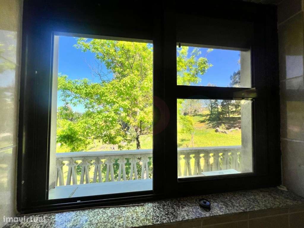 Moradia individual em Cabeceiras de Basto-15