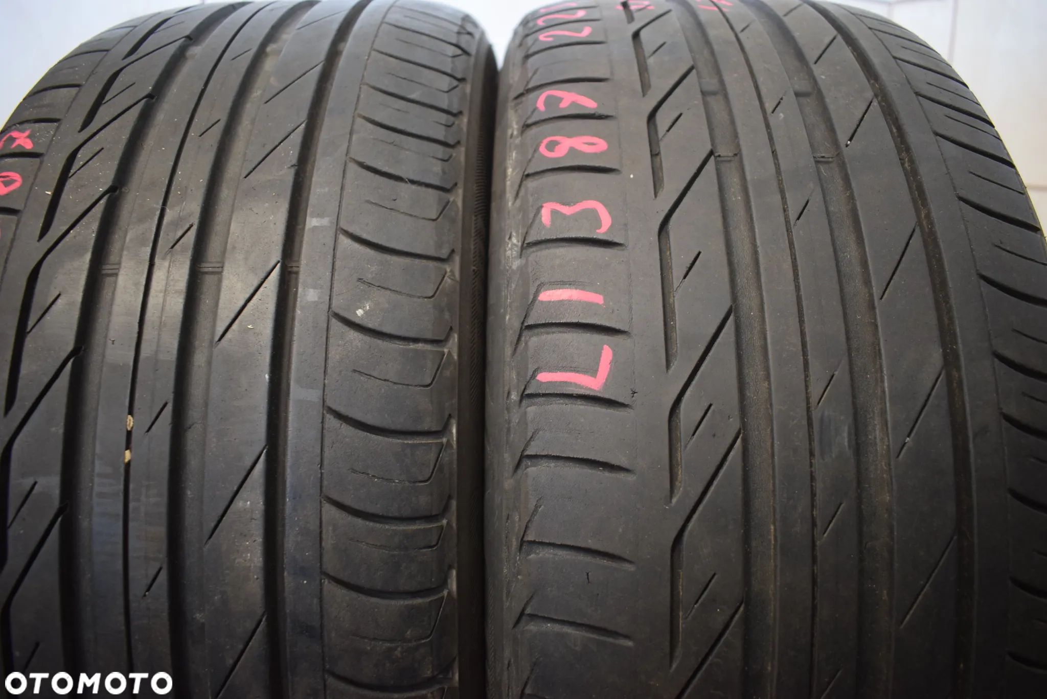 R17 225/45 Bridgestone Turanza T001 Cena za parę - 1