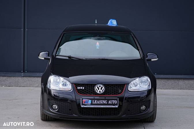 Volkswagen Golf 2.0 FSI GTI - 3