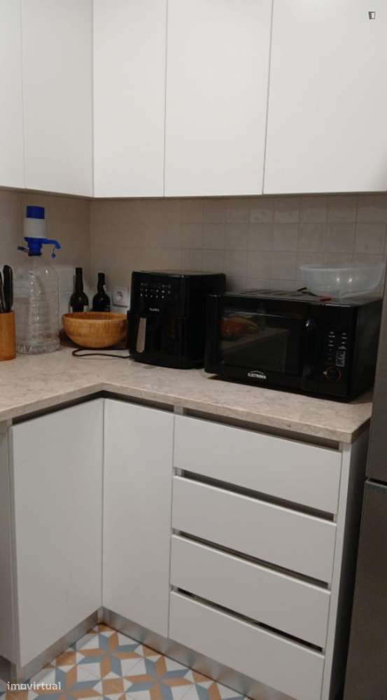 Quarto - localizado em Campolide Lisbon - Grande imagem: 4/8