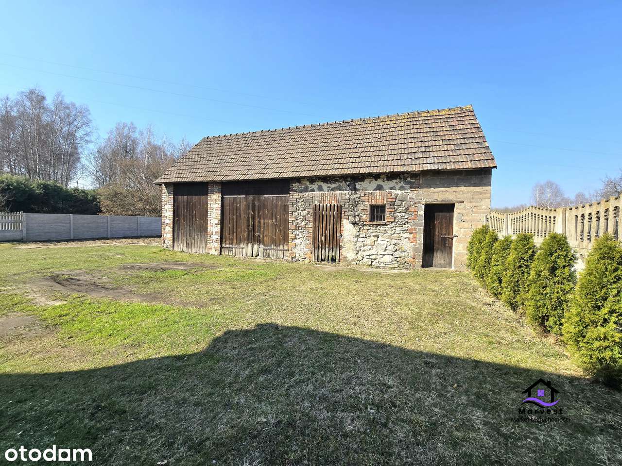 Błeszno | Dom na pięknej działce - wszystkie media!-9