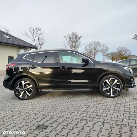 Nissan Qashqai 1.7 dCi TEKNA - 12