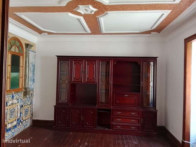 Excelente moradia geminada central - Grande imagem: 5/8