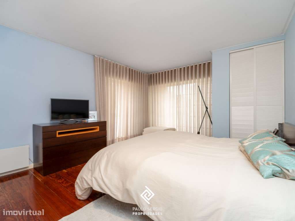 Espetacular moradia T3 de 4 frentes e belíssima área exterior a 5 m...-9