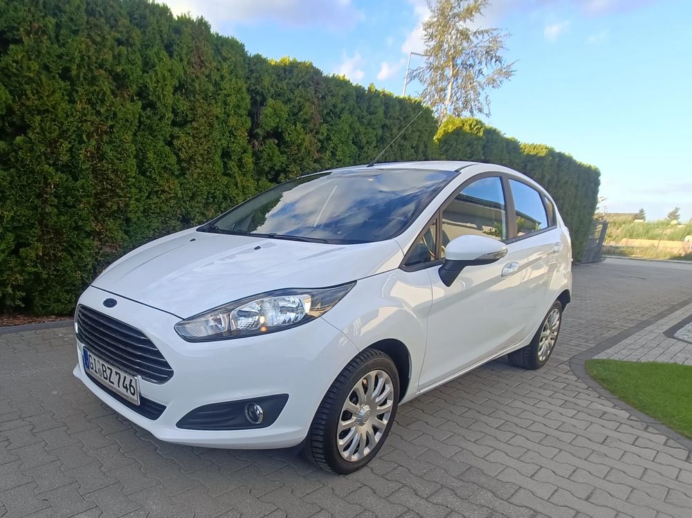 Ford Fiesta Mk7 (2008-) 1.25 SYNC Edition 2015