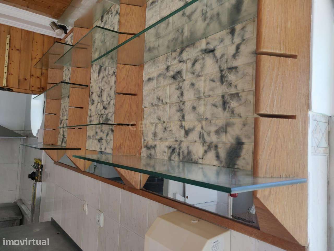 Loja com esplanada à Venda em Zona Central da Quinta do Conde - Grande imagem: 4/33