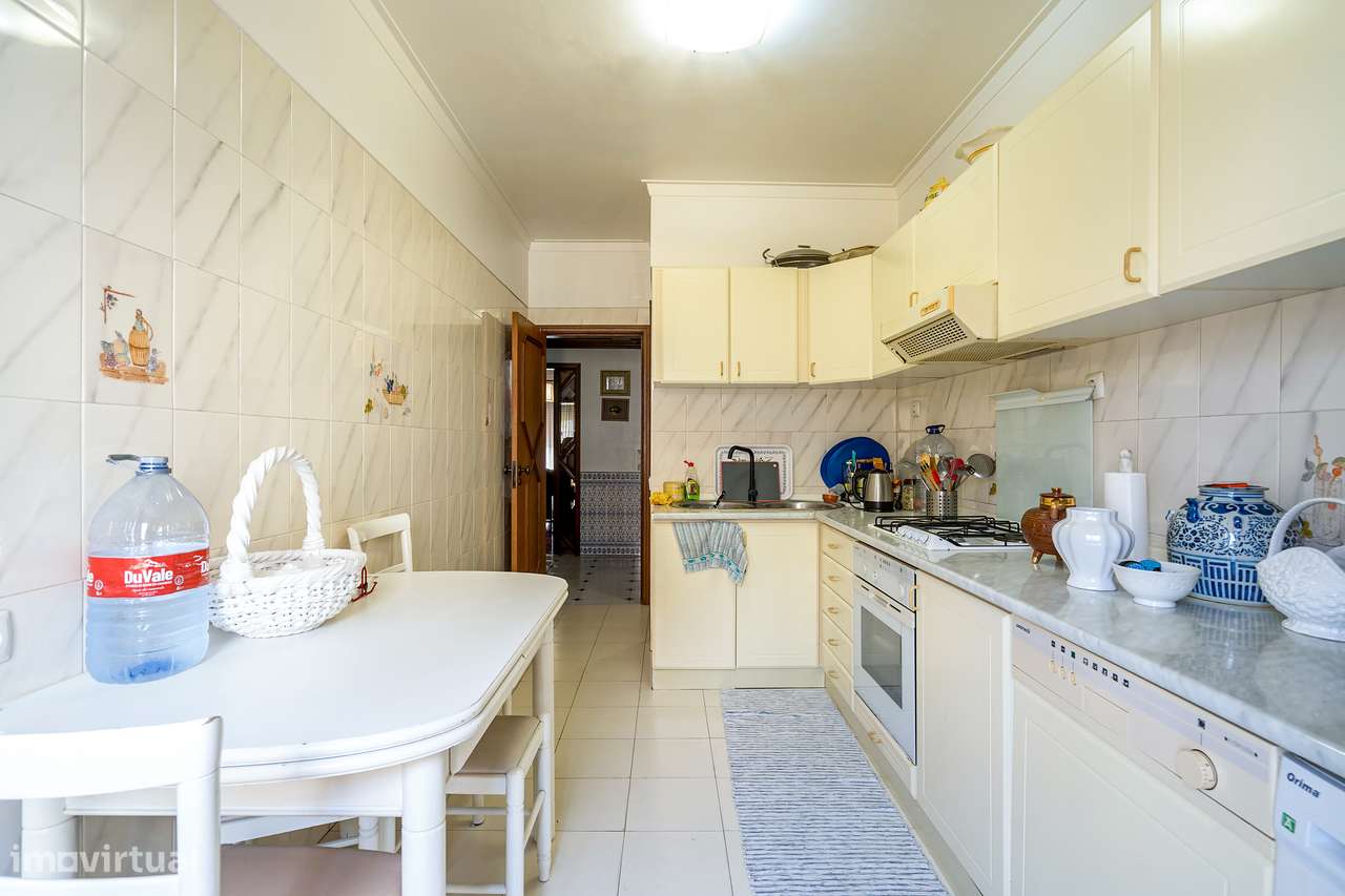 Apartamento T3, Charneca da Caparica-4