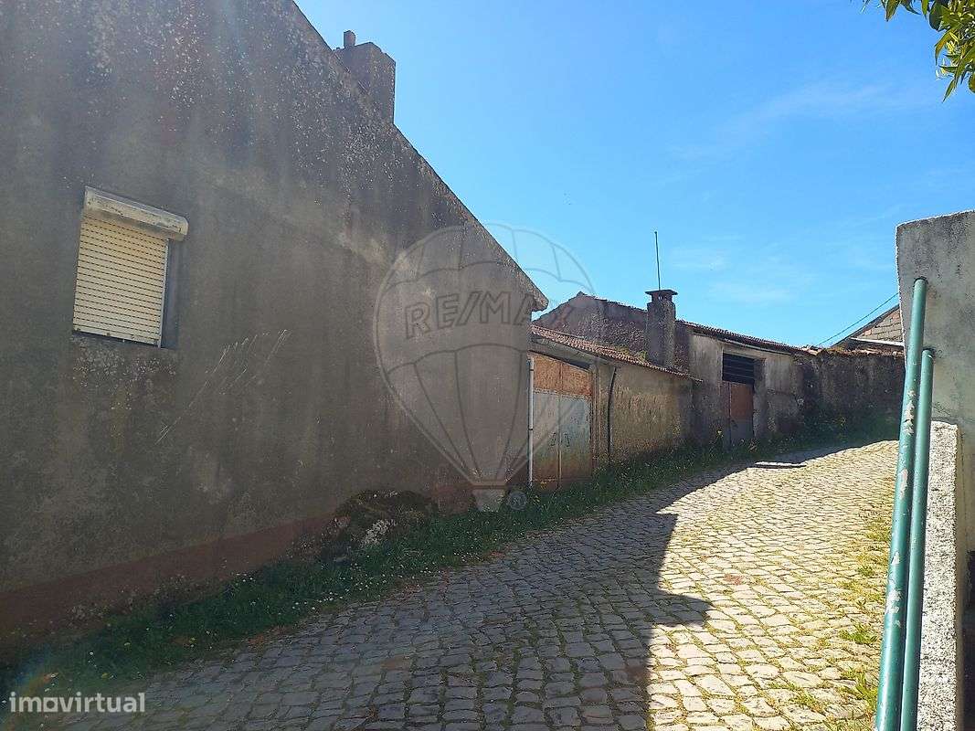 Moradia T2 para venda - Grande imagem: 2/16