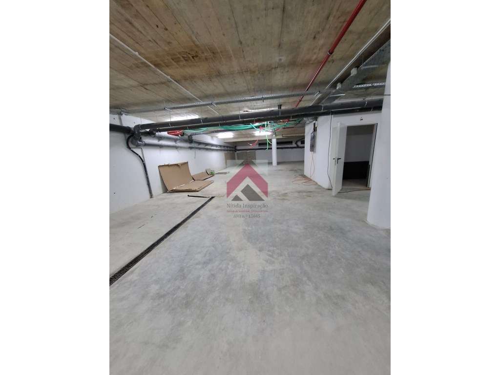 Apartamento T2 + Duplex Amplo + Terraço na Cobertura em Esgueira, A...-43