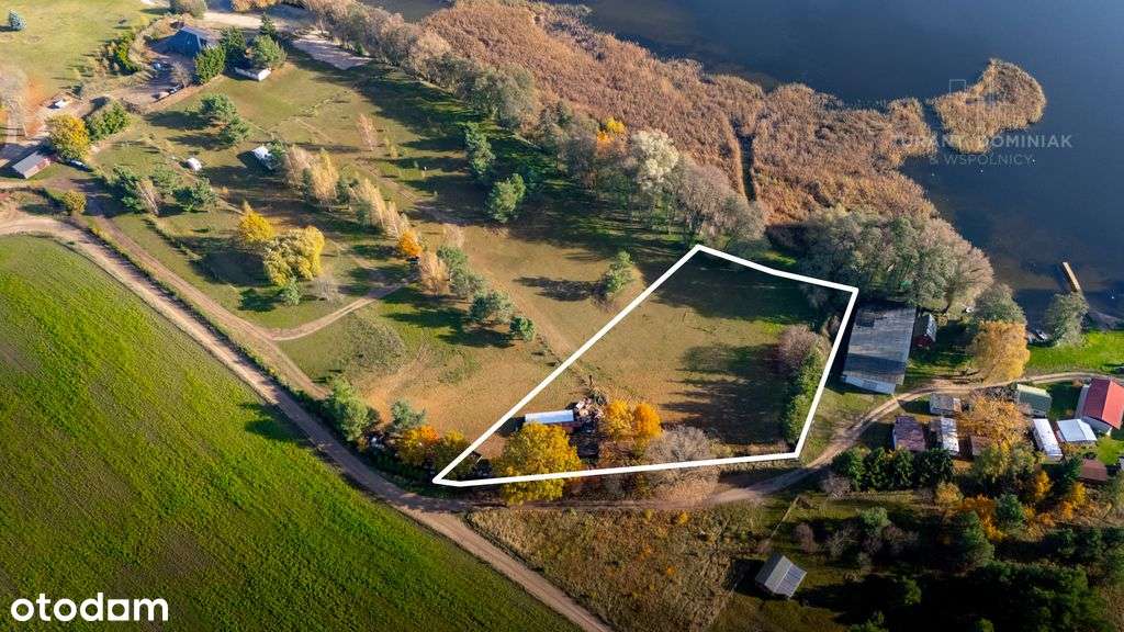 Malowniczo położona działka - jezioro Lubie-6