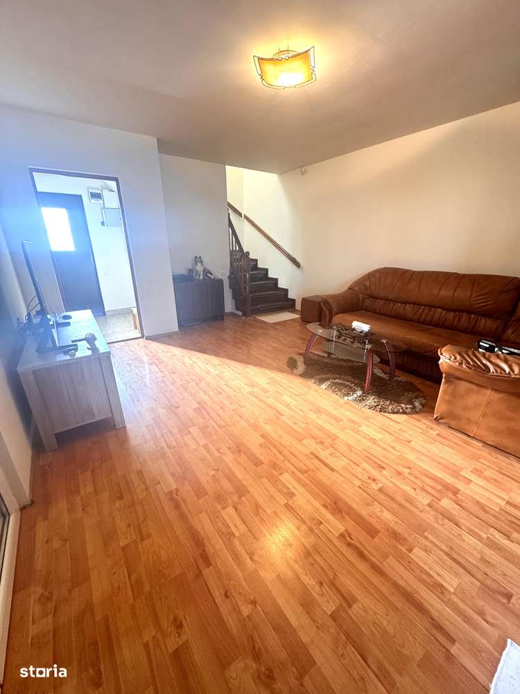 Casă spațioasă | Curte 400 mp | Foișor | Parcare privată | Zona Noua - Imagine principală: 4/16