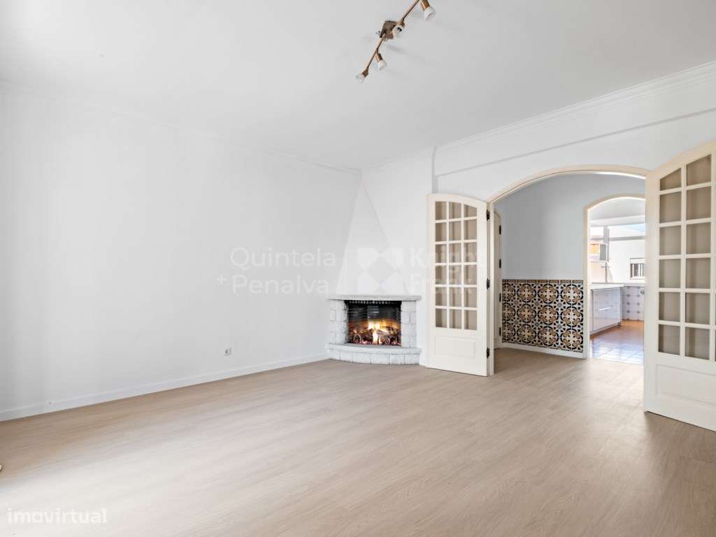 Apartamento T2 com varanda para venda na Quinta da Bicuda - Grande imagem: 2/25