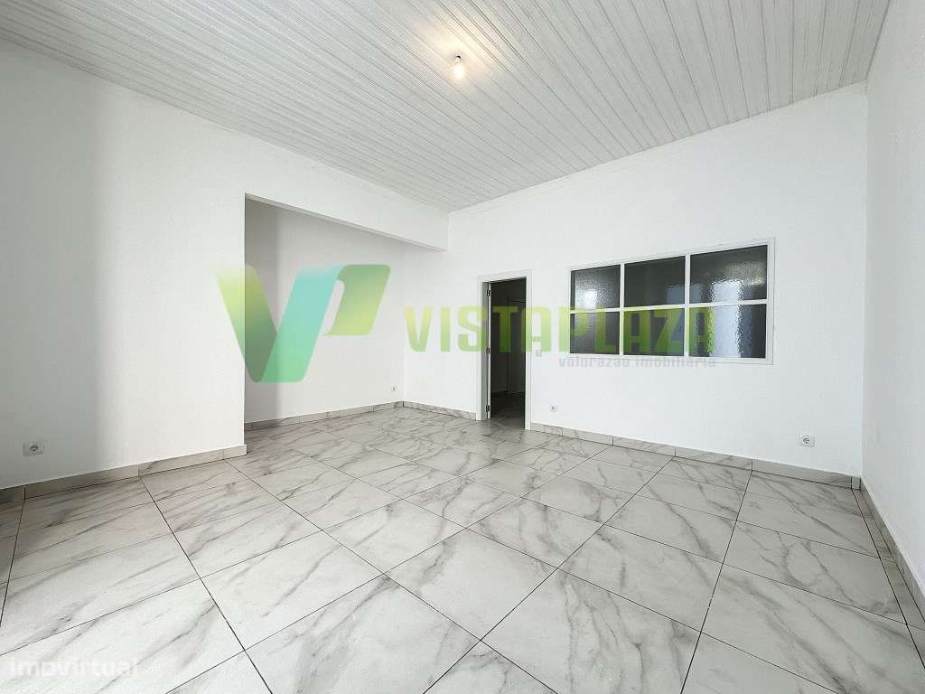 Moradia T3 Remodelada Centro de Portimão-6
