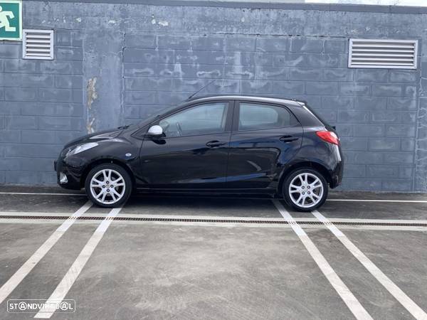 Mazda 2 1.3 MZR Exclusive - 9