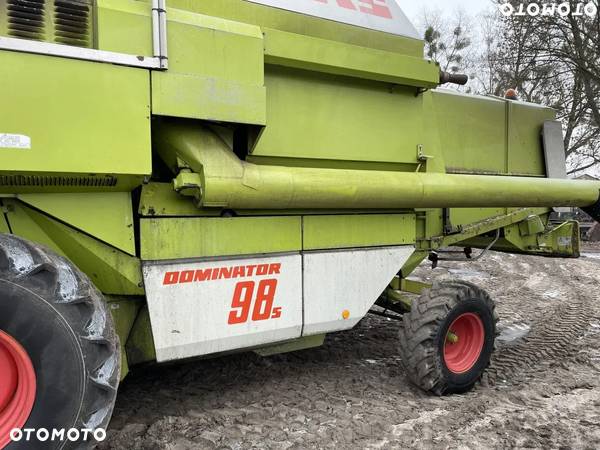 Claas Dominator 98 - sieczkarnia rozdrabniacz - 2