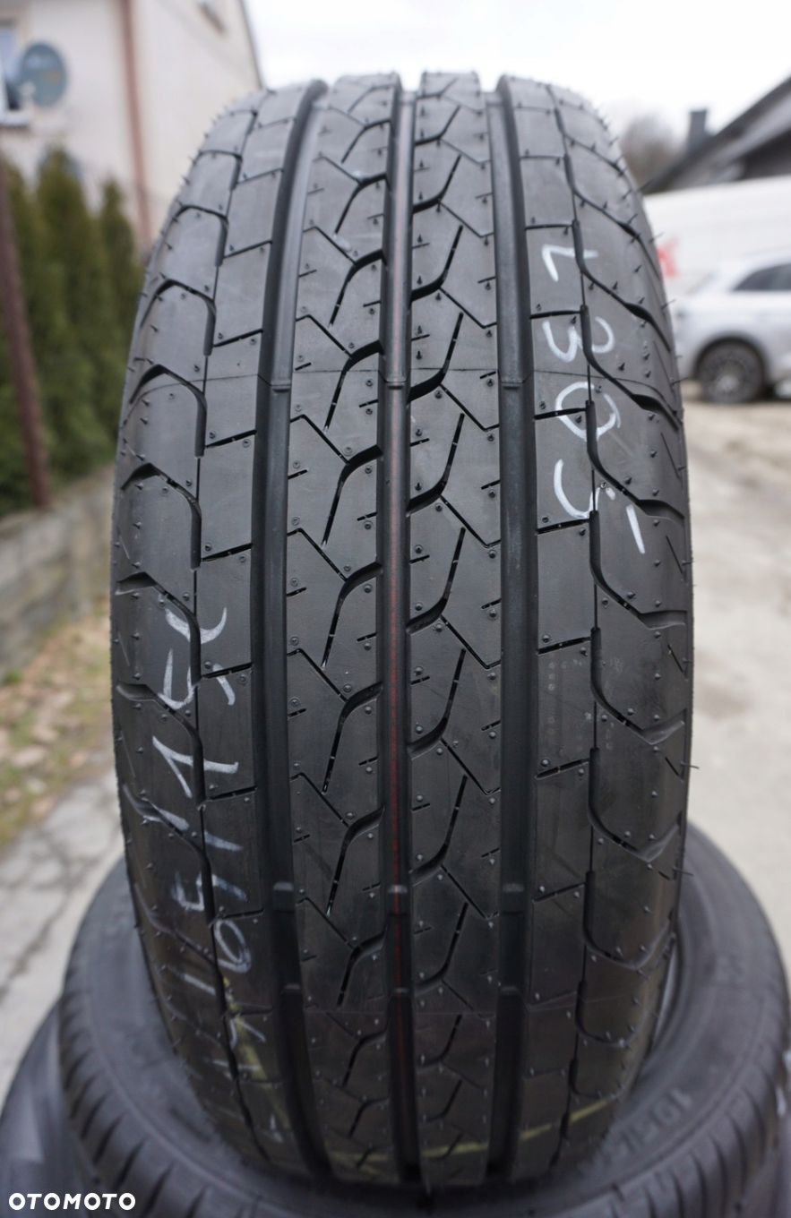 Bridgestone Duravis R660 215/65R15C 104/102T L305 - 3