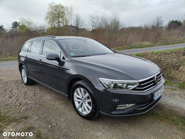 Volkswagen Passat 2.0 TDI EVO Business DSG - 1