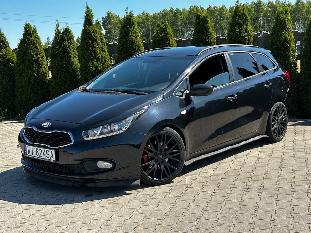 Kia Ceed II (2012-) 1.6 CRDi 128 Platinum Edition 2013