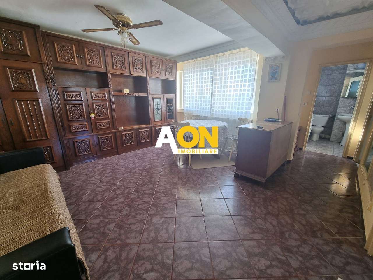 Apartament 3 Camere Decomandat, Zona Cetate - Imagine principală: 2/8