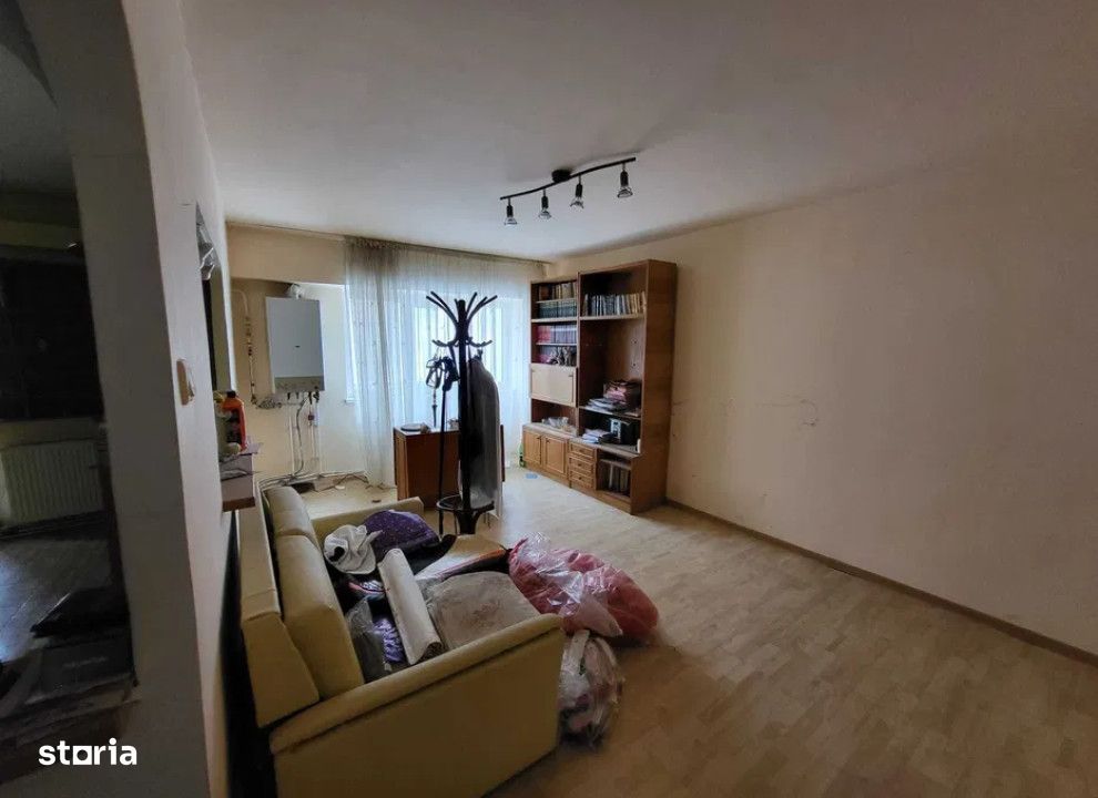 Apartament  3 camere 1 Mai , 100 metri, etaj 1 Cod:150210