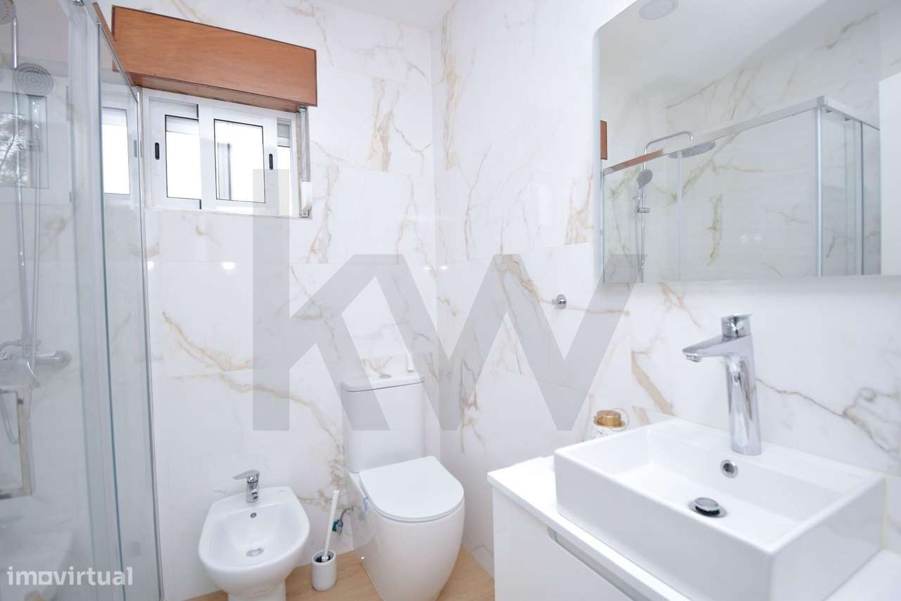 T2 Totalmente Remodelado | Pronto a habitar | Alverca-16