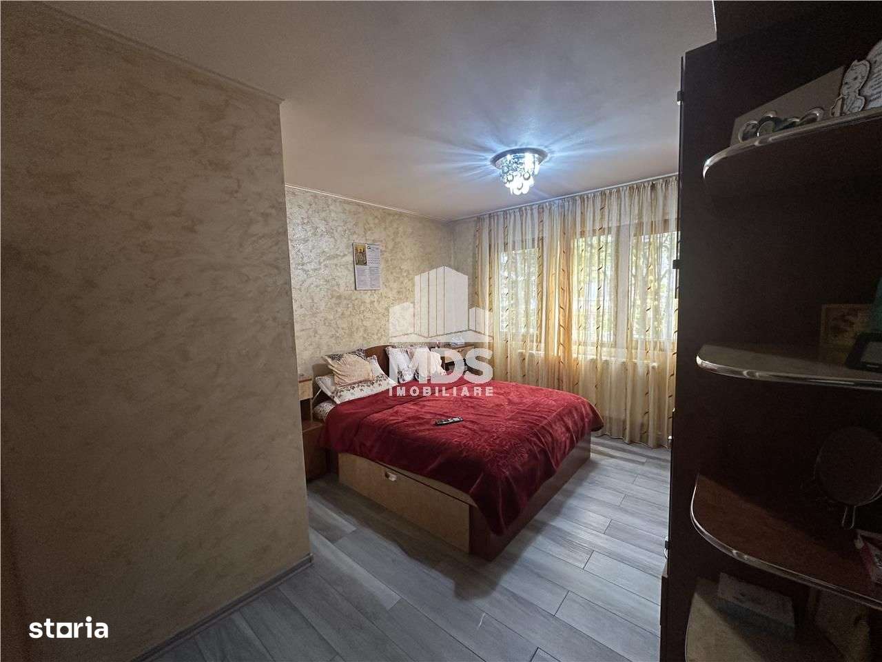 Decomandat la et 2\/4 mobilat complet linga piata Doina-9