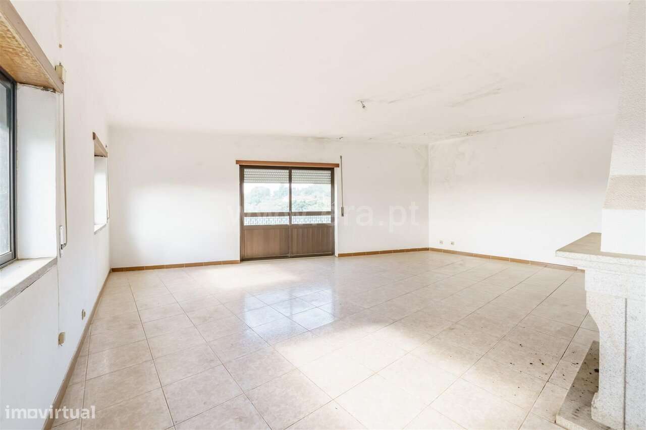 Moradia Isolada T4 / Fundão, Vales Pêro Viseu-11