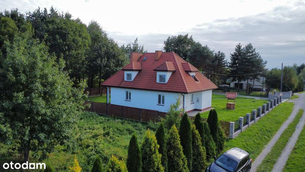 Dom pełen charakteru w stylu polskiego dworu-6