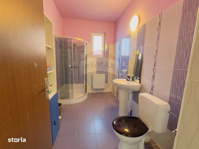 Casă cu 5 camere de vânzare Cartier Orizont 2 Paleu zona Metropolitana-18