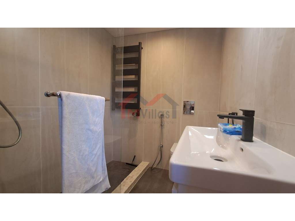 Moradia V2 renovada com terreno em Salir - Loulé-8