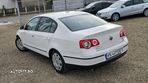 Volkswagen Passat Variant 1.6 Comfortline - 3