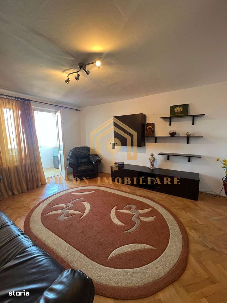 Apartament de vânzare cu 3 camere, 2 băi, 78 mp, în Sebeș-1