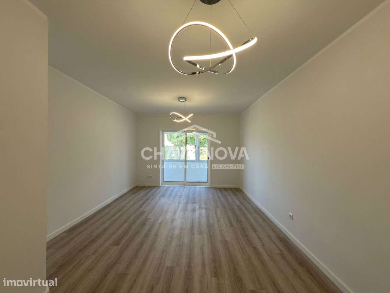 T2+1 Renovado c/ Garagem Box em Valadares - Grande imagem: 5/22