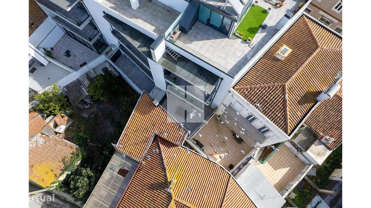 Apartamento T3 Seminovo c/ Terraço-46