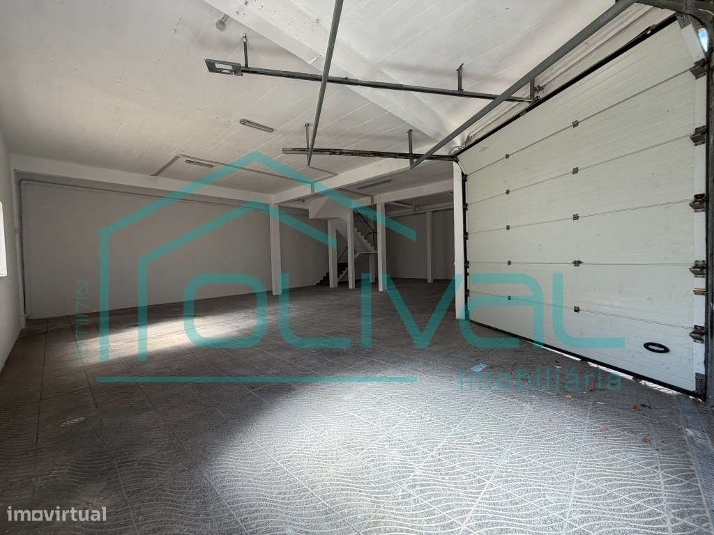 Moradia Tipologia T4 com Garagem e Logradouro-30