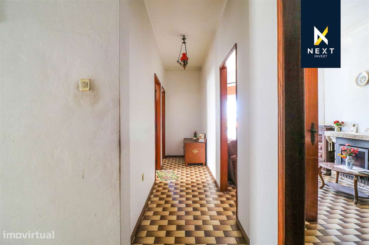 Moradia T4 para venda em Abraveses-25