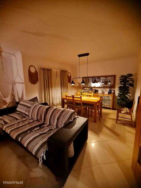 Apartamento T3 c/Garagem e Sótão - Grande imagem: 4/12