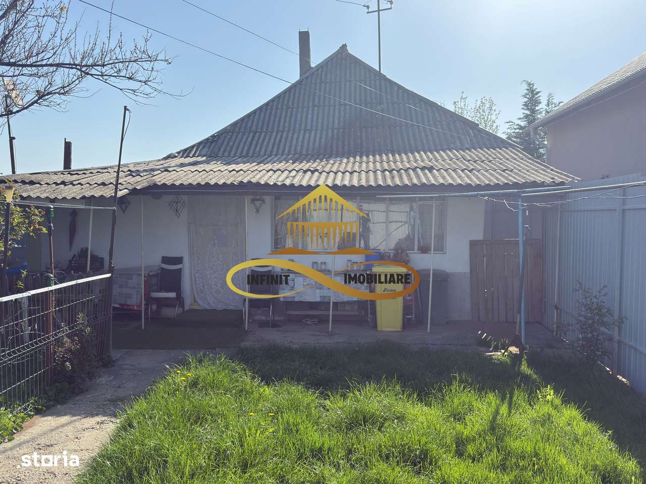 Casa batraneasca cu 1045 mp teren de vanzare in Beresti-Bistrita/Bacau - Imagine principală: 3/20