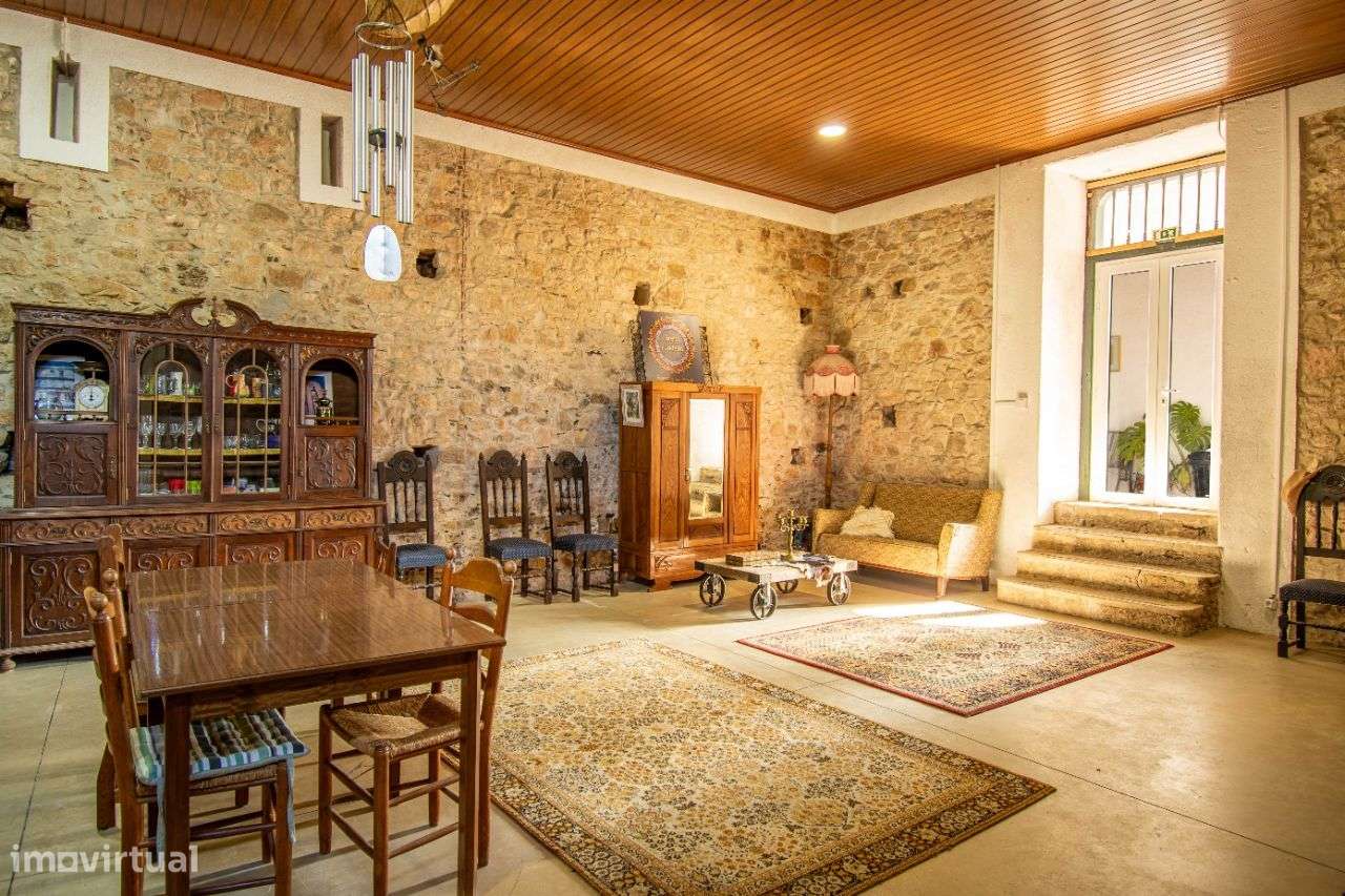 Casa senhorial, totalmente recuperada, em Cernache do Bonjardim-6