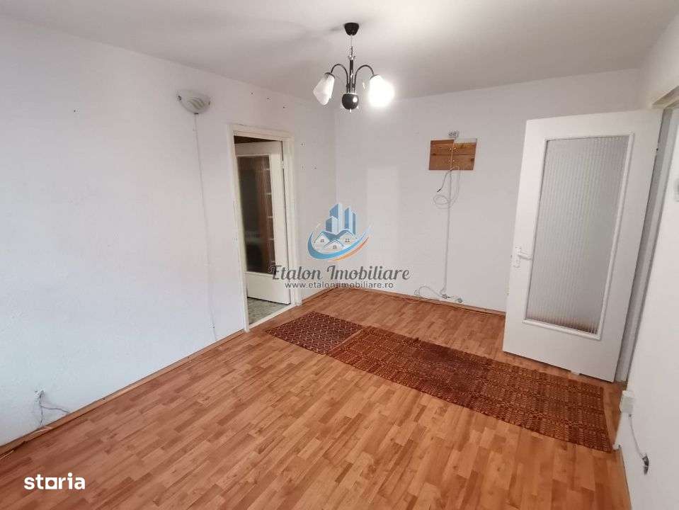 Apartament 2 camere, semidecomandat, etaj 1, Maratei 4 - Imagine principală: 1/5