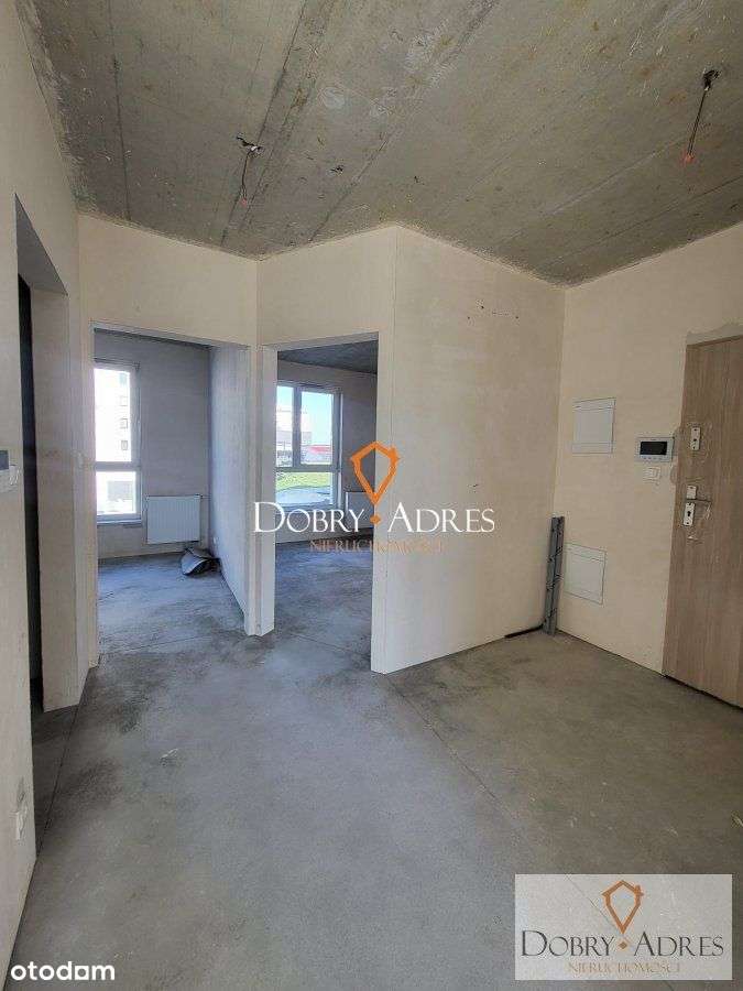 3 pokojowe mieszkanie + komórka + garaż - stan dew-6