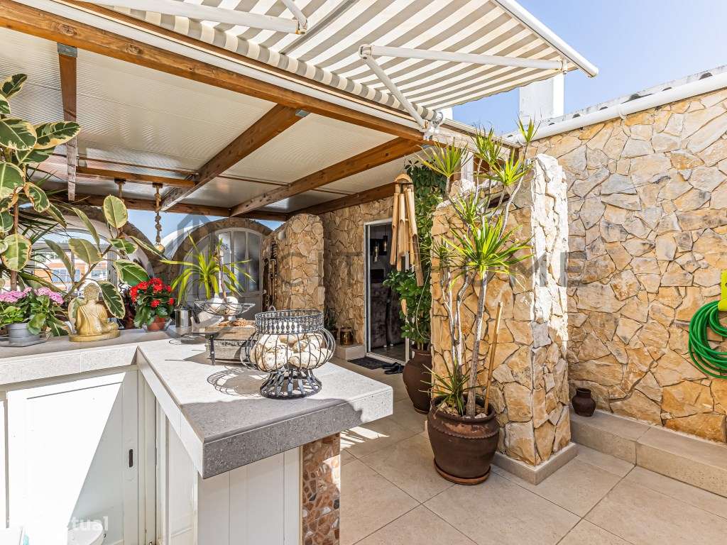 Apartamento T2+2 - Renovado no centro de Albufeira-24