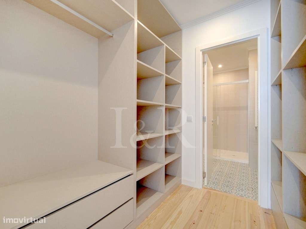 Apartamento T3 totalmente renovado no Chiado, Lisboa-6