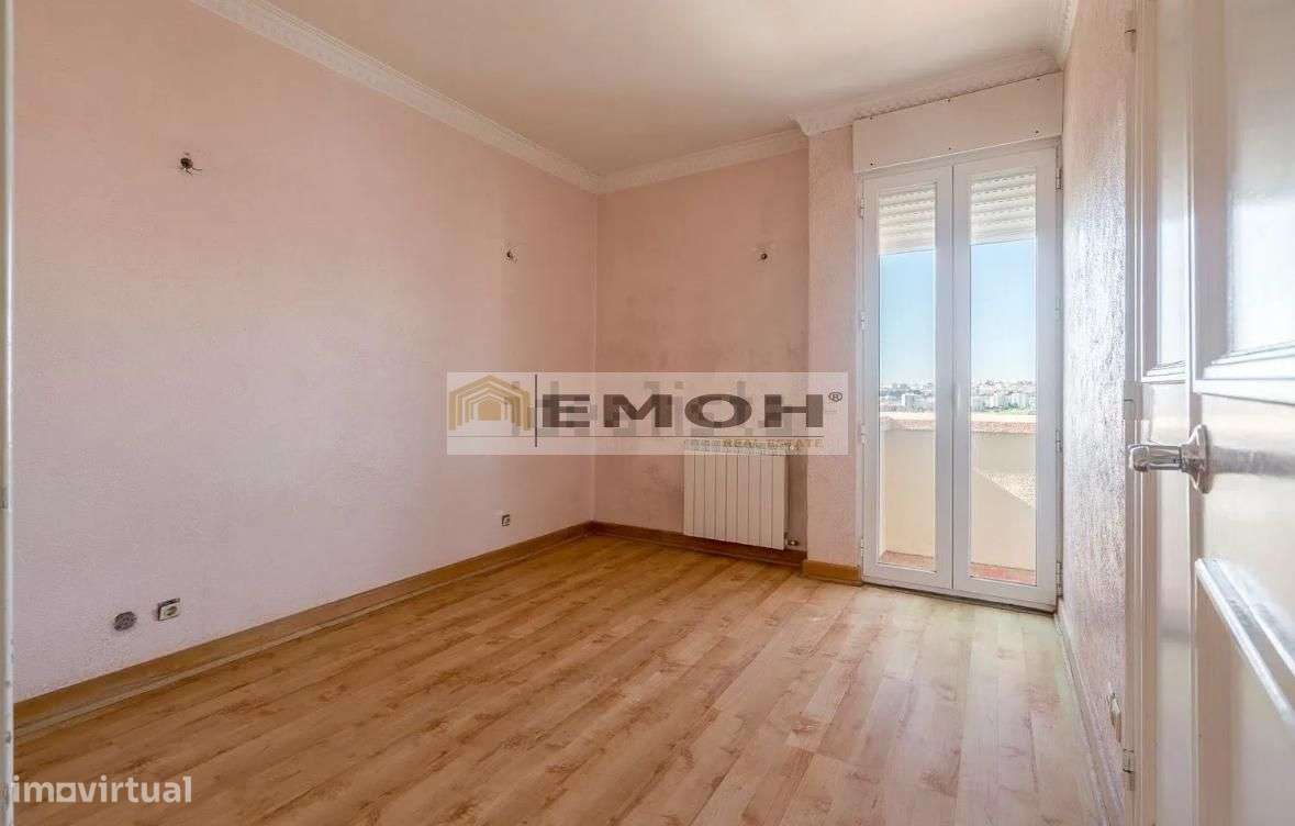 Apartamento T3 à venda na Quinta do Marquês-21